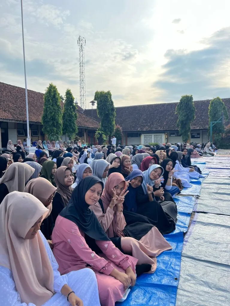 Kegiatan Pengajian di SMP Negeri 12 Magelang dalam Rangka Menyambut Bulan Ramadhan