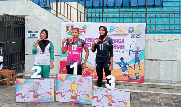 Juara 3 Tolak Peluru SMP Negeri 12 Magelang POPDA Tingkat Kota Magelang Tahun 2025